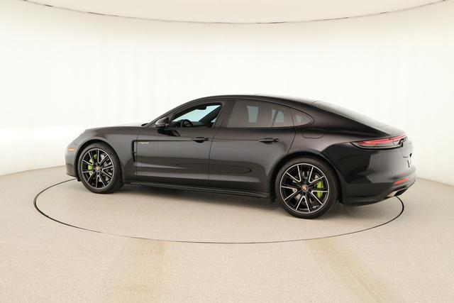 Porsche Panamera 2021