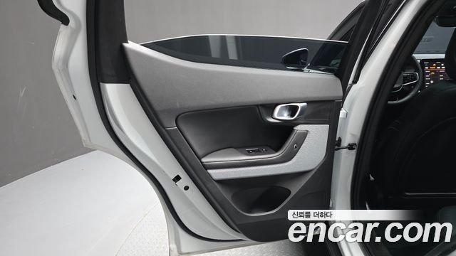 Polestar 2 2025