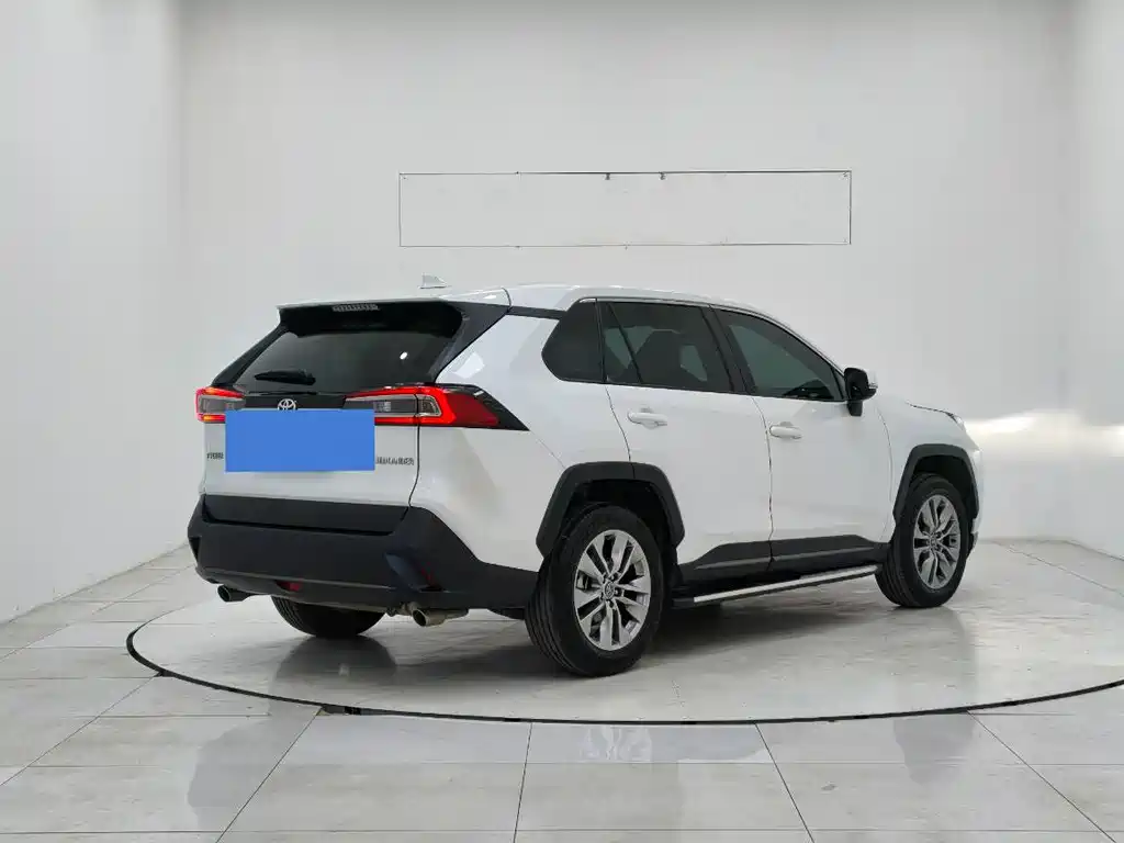 Toyota Wildlander 2024