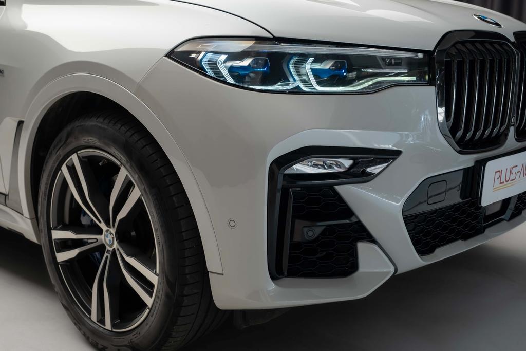 BMW X7 2022