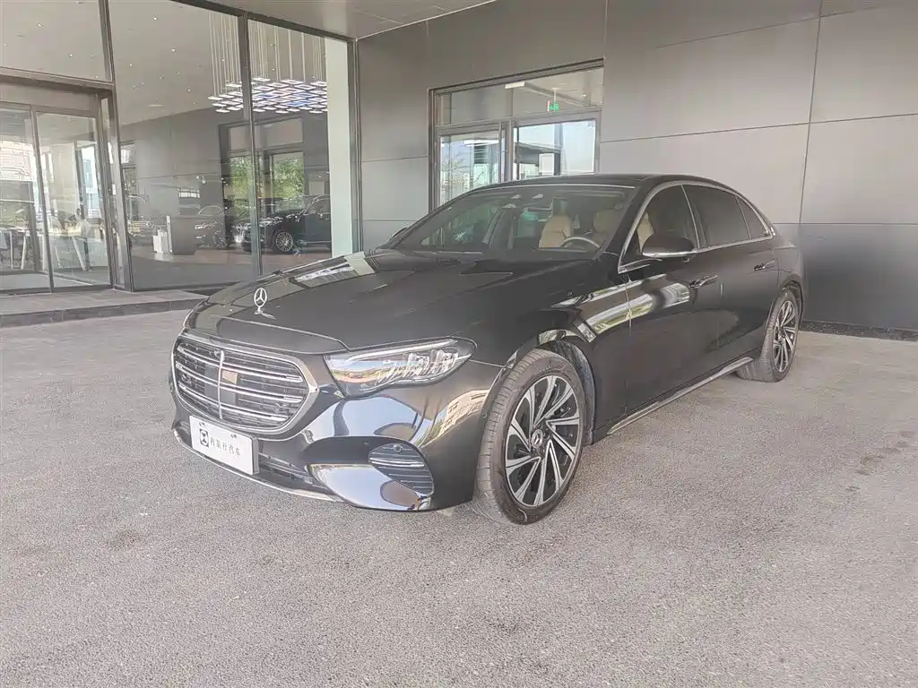 Mercedes-Benz E-Класс 2025