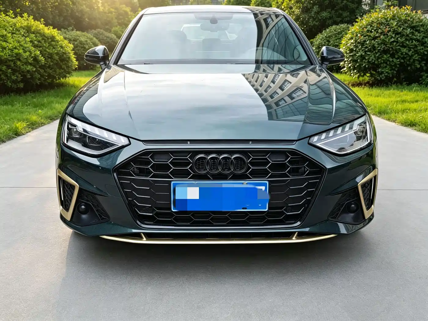 Audi A4 2025