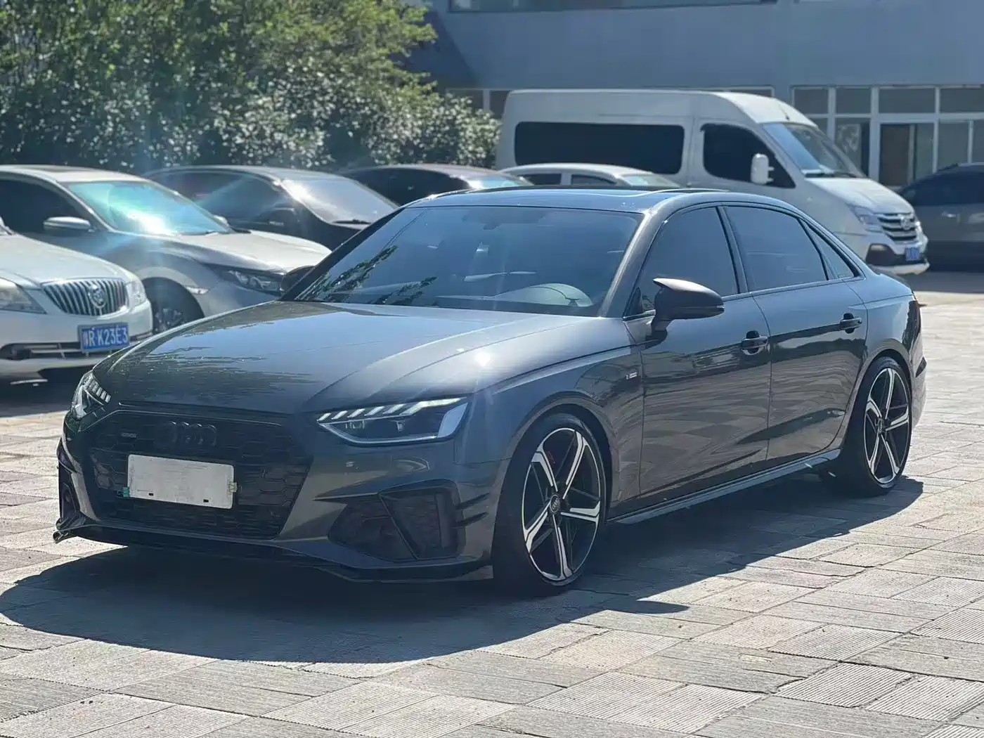 Audi A4 2025