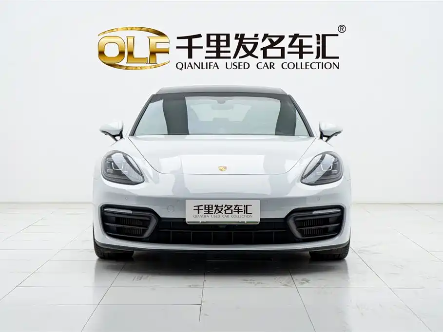 Porsche Panamera 2022