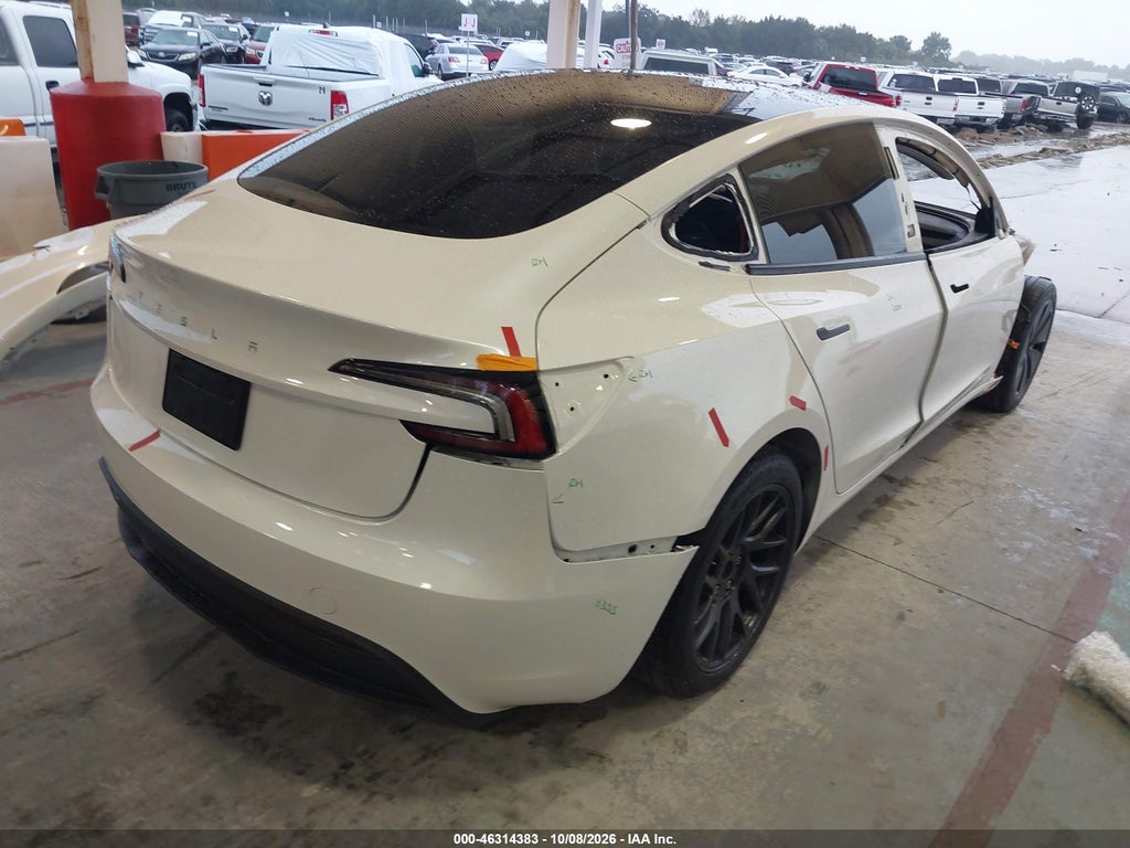 Tesla Model 3 2024