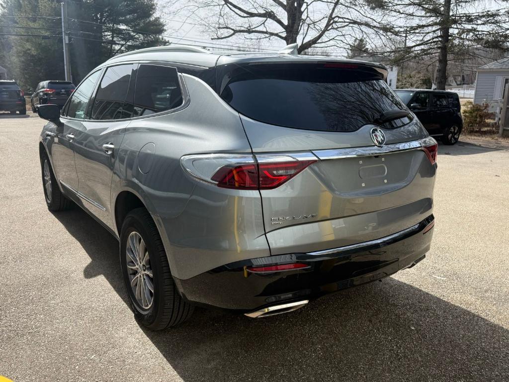 Buick Enclave 2023