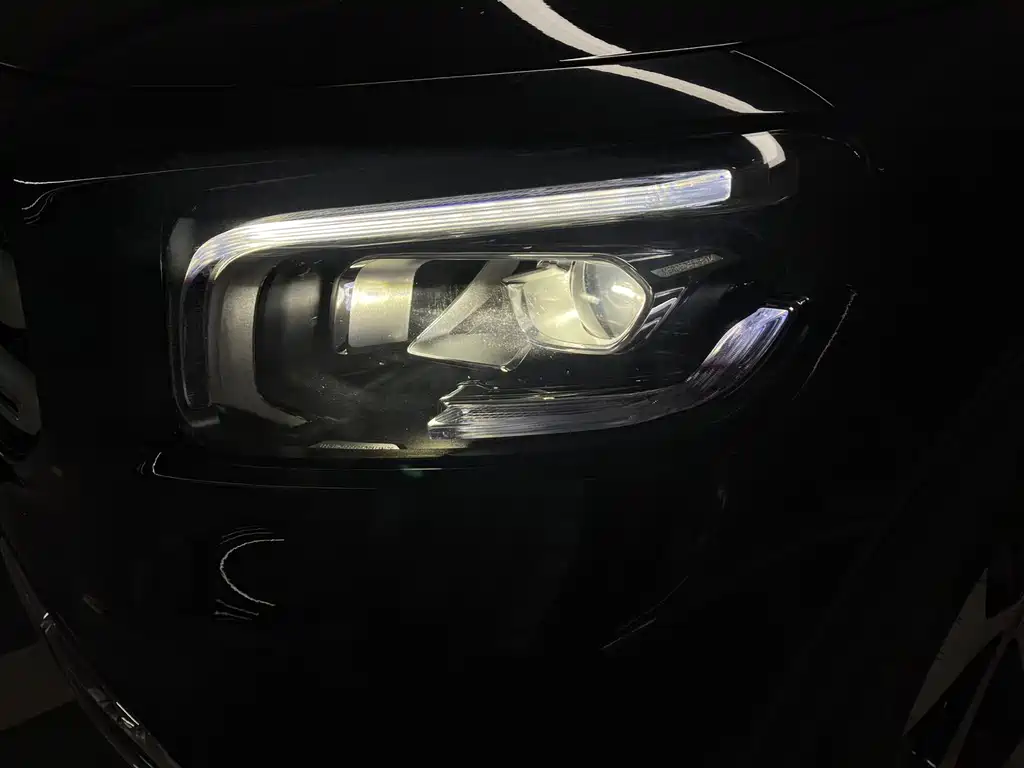 Mercedes-Benz GLB 2022