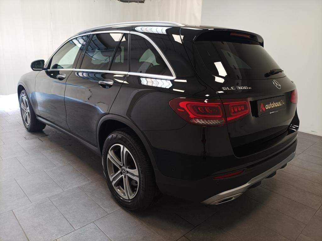 Mercedes-Benz GLC 300 2022