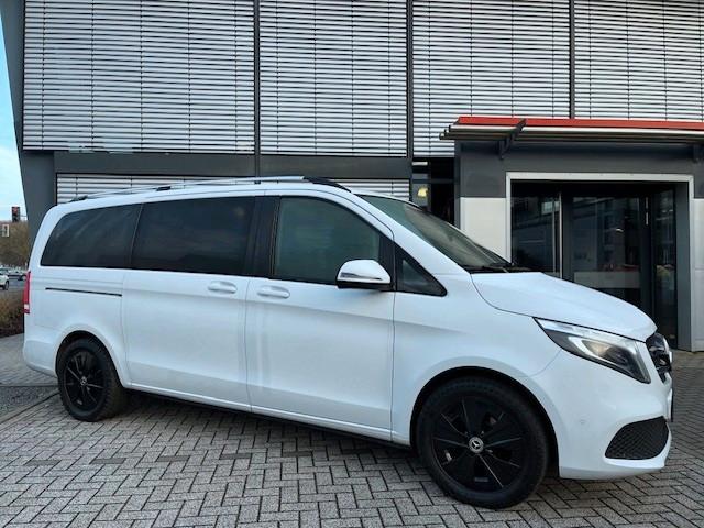 Mercedes-Benz V 300 2022