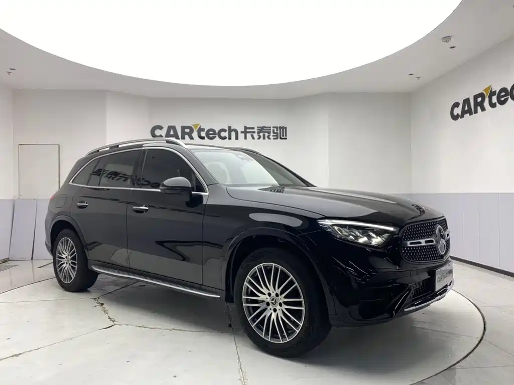 Mercedes-Benz GLC 2025