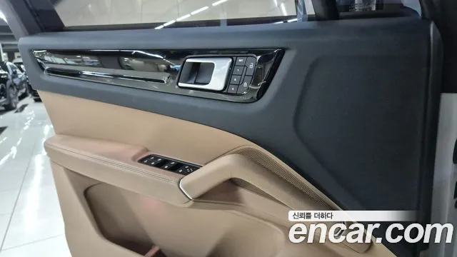 Porsche Cayenne 2022