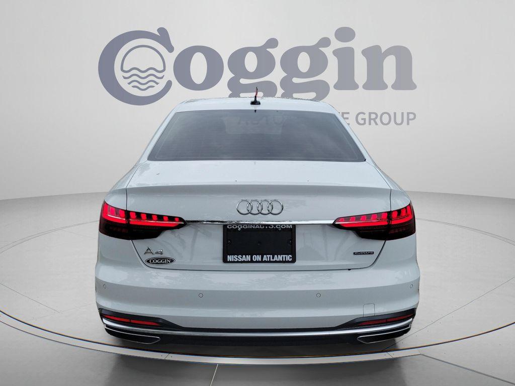 Audi A4 2021