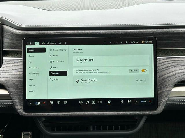 Rivian R1S 2022