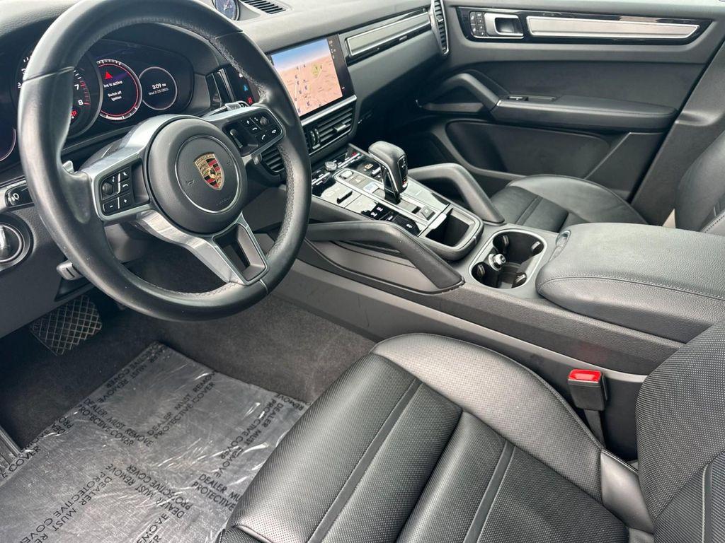 Porsche Cayenne 2023