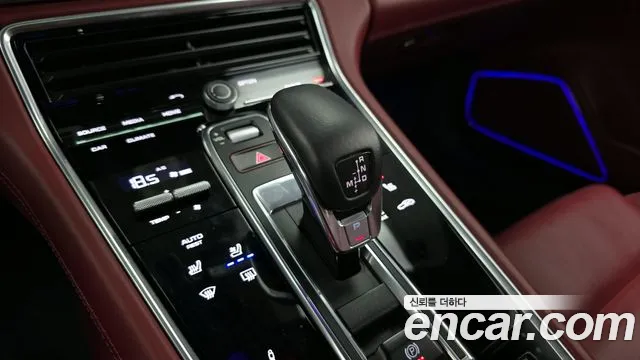 Porsche Panamera 2020