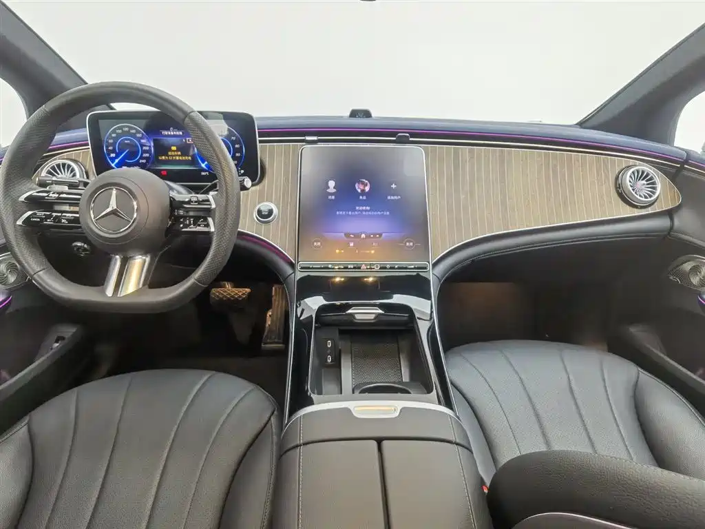 Mercedes-Benz EQE 2023