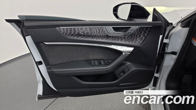 Audi A7 2025