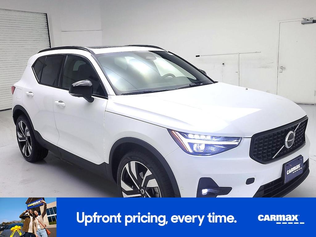 Volvo XC40 2024