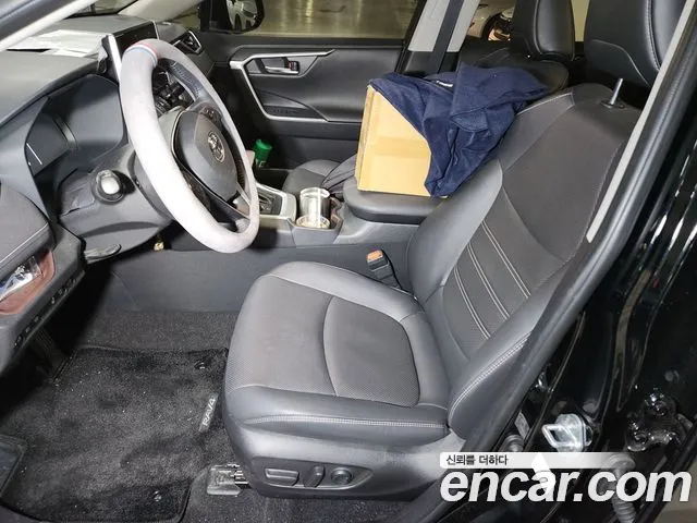 Toyota RAV4 2024