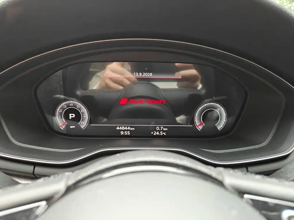 Audi A4 2023