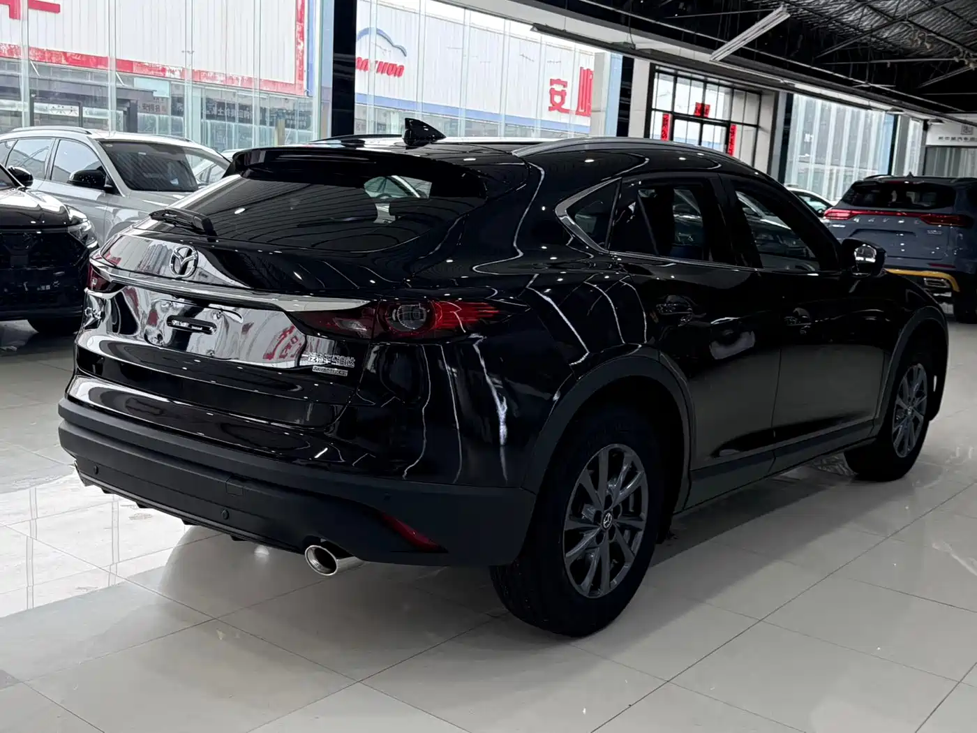 Mazda CX-4 2023
