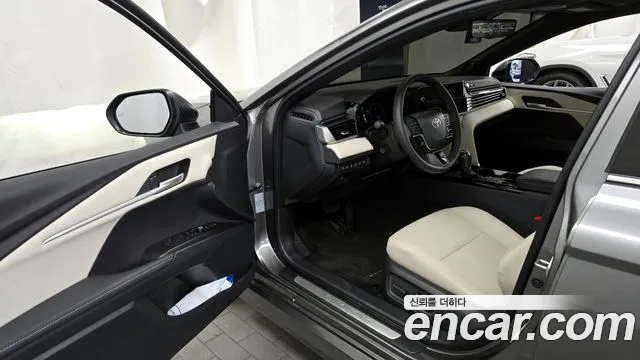 Toyota Camry 2024