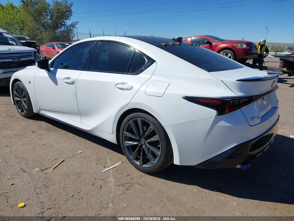Lexus IS 2021