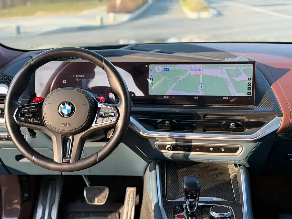BMW XM 2023