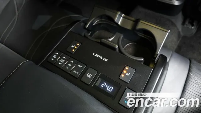 Lexus ES 2021