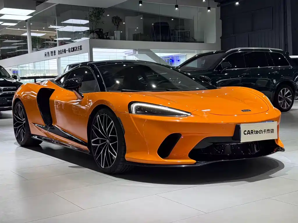 McLaren GT 2023