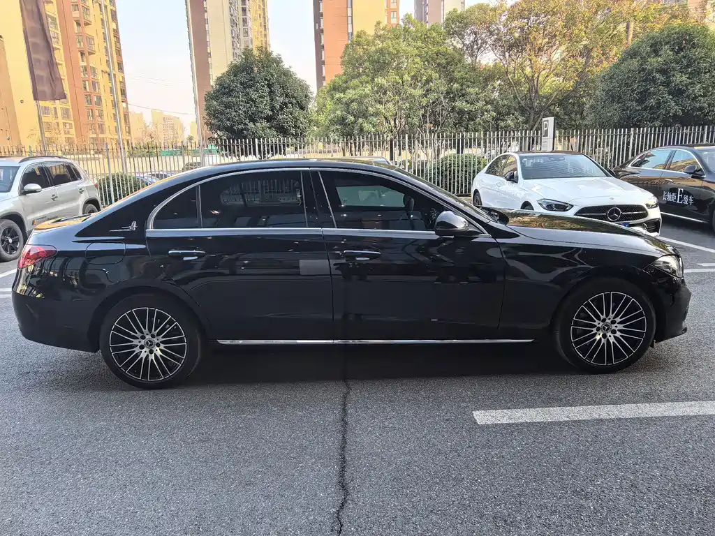 Mercedes-Benz C-Класс 2023