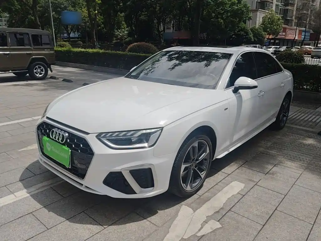 Audi A4 2024