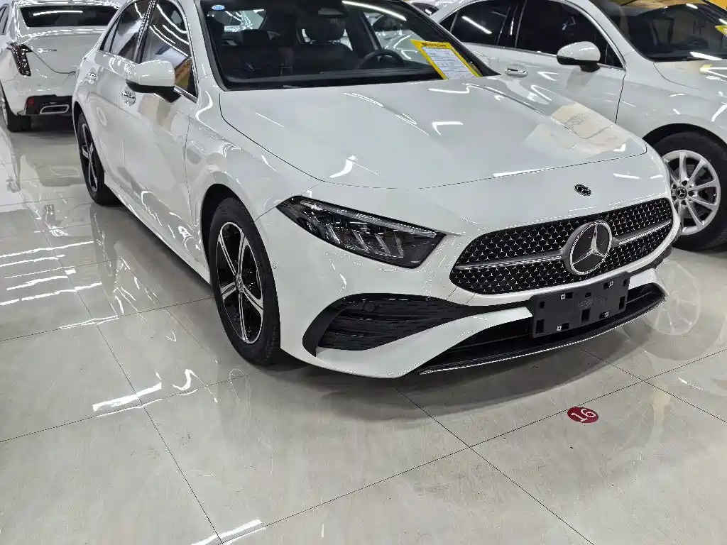 Mercedes-Benz A-Класс 2023