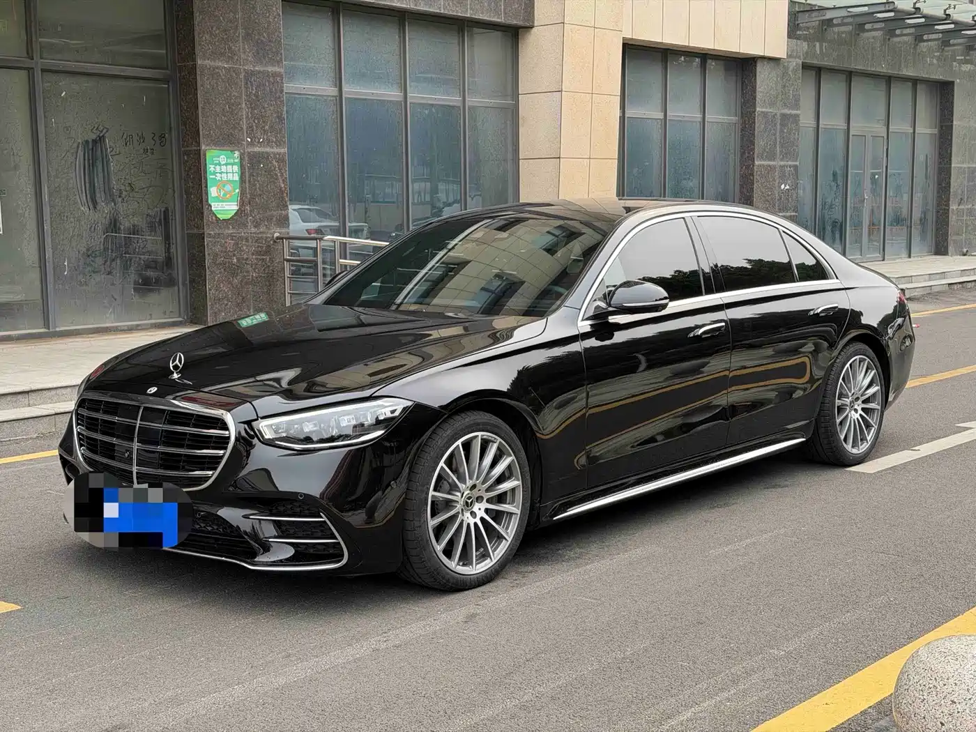 Mercedes-Benz S-Класс 2023
