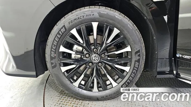 Toyota Alphard 2025