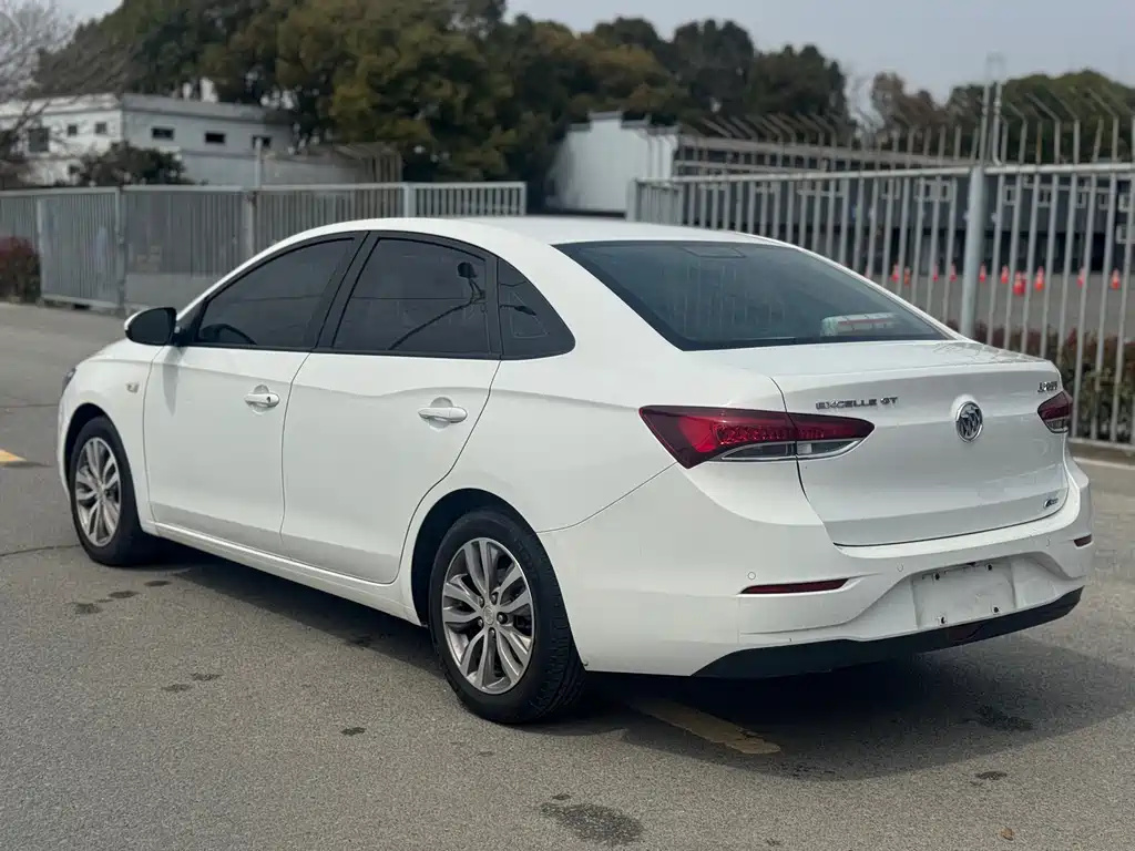 Buick Excelle 2022