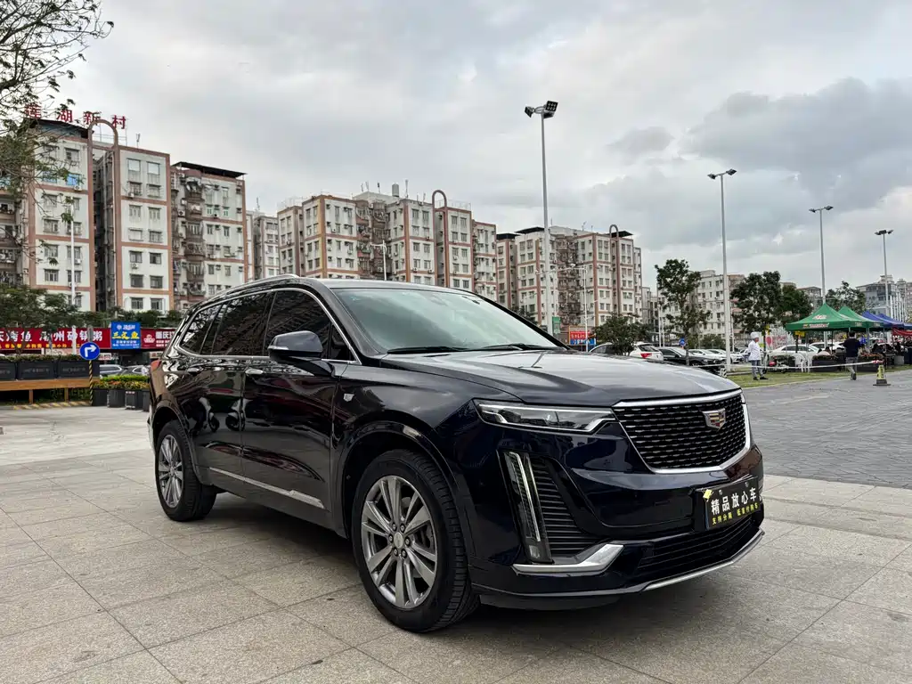 Cadillac XT6 2021
