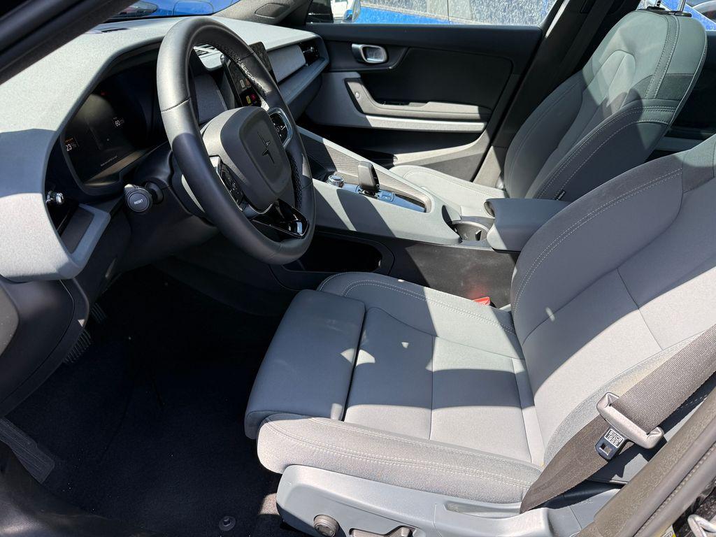 Polestar 2 2024