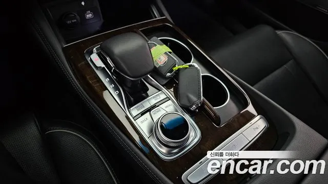 Kia K9 2020