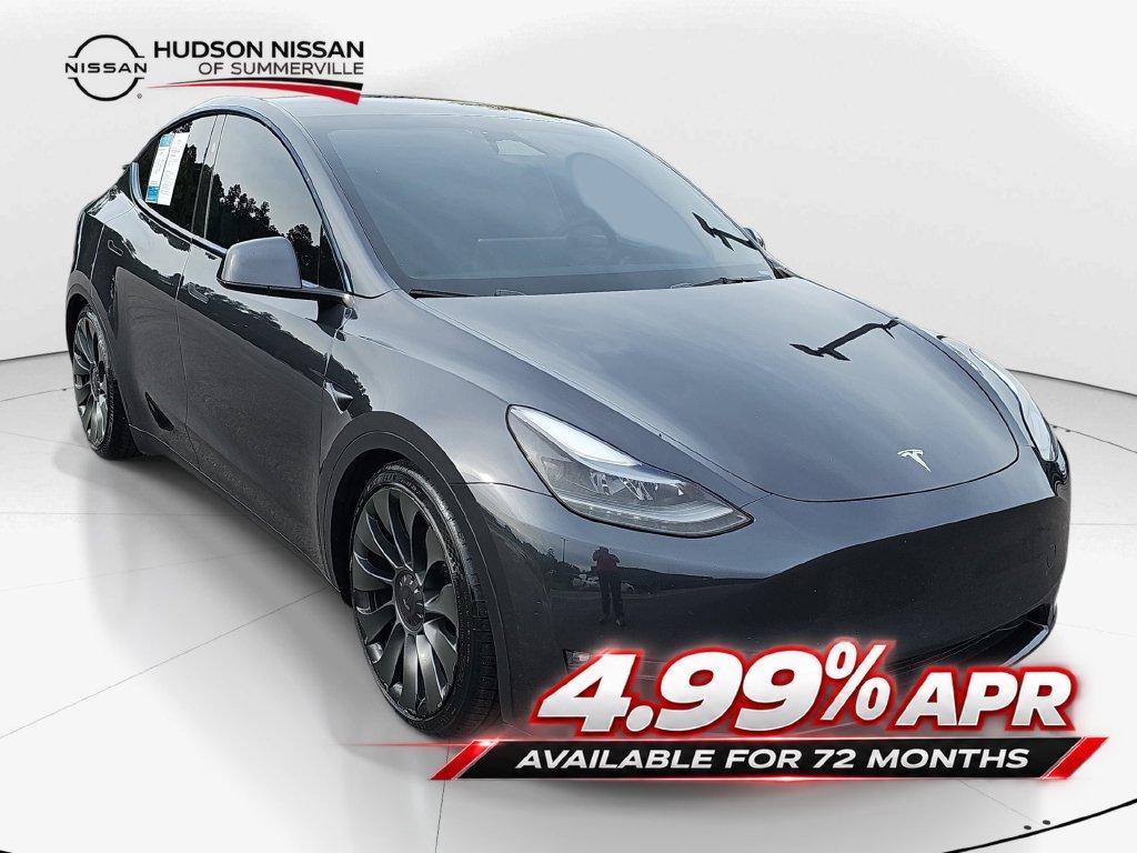 Tesla Model Y 2024