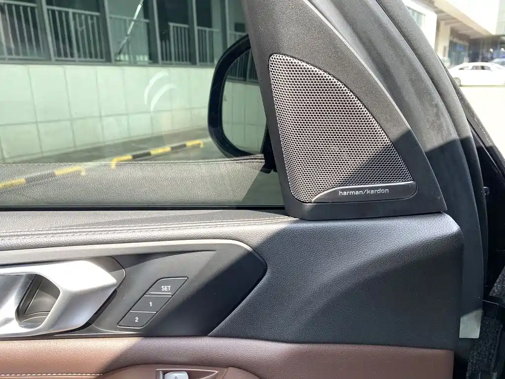 BMW X5 2023
