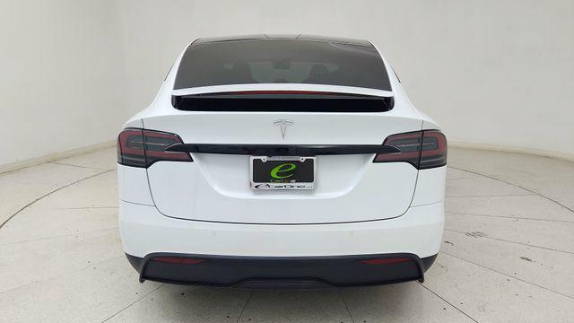 Tesla Model X 2022