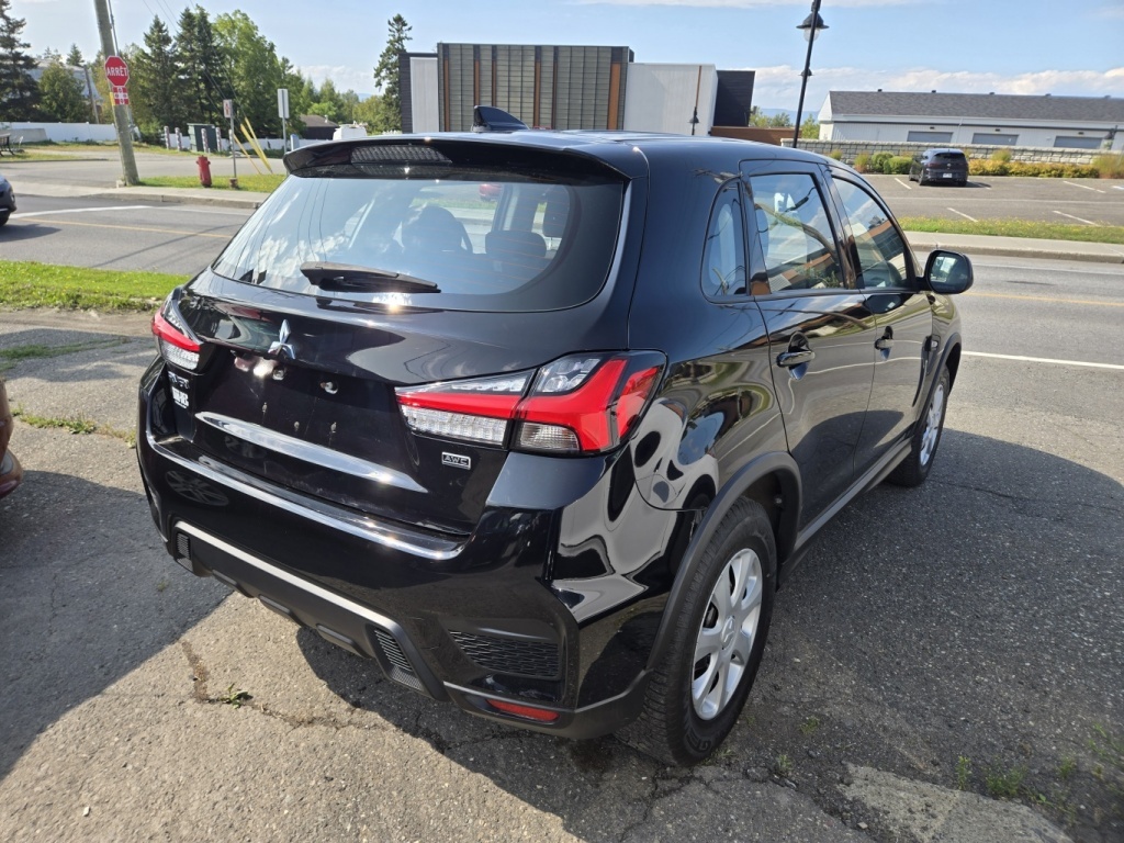 Mitsubishi RVR 2023