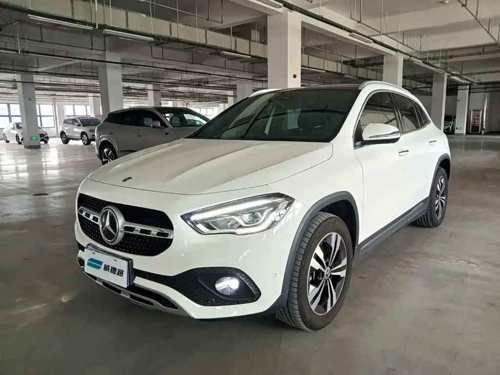 Mercedes-Benz GLA 2023