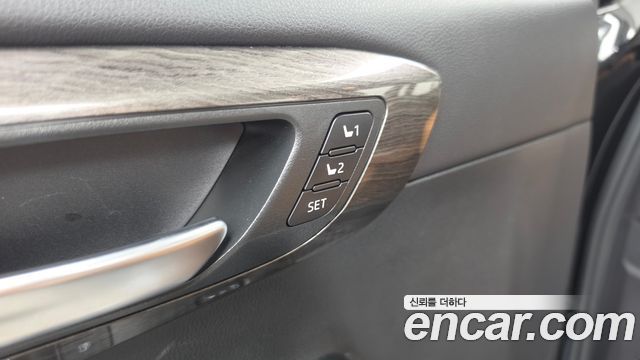 Toyota Highlander 2025