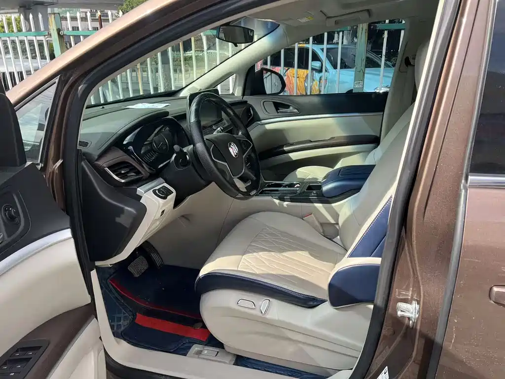 Buick GL8 2022