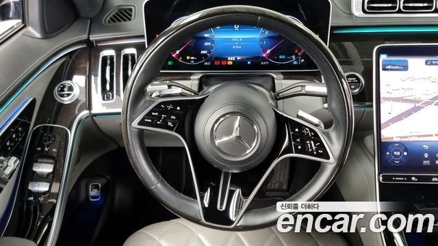 Mercedes-Benz S-Класс 2021