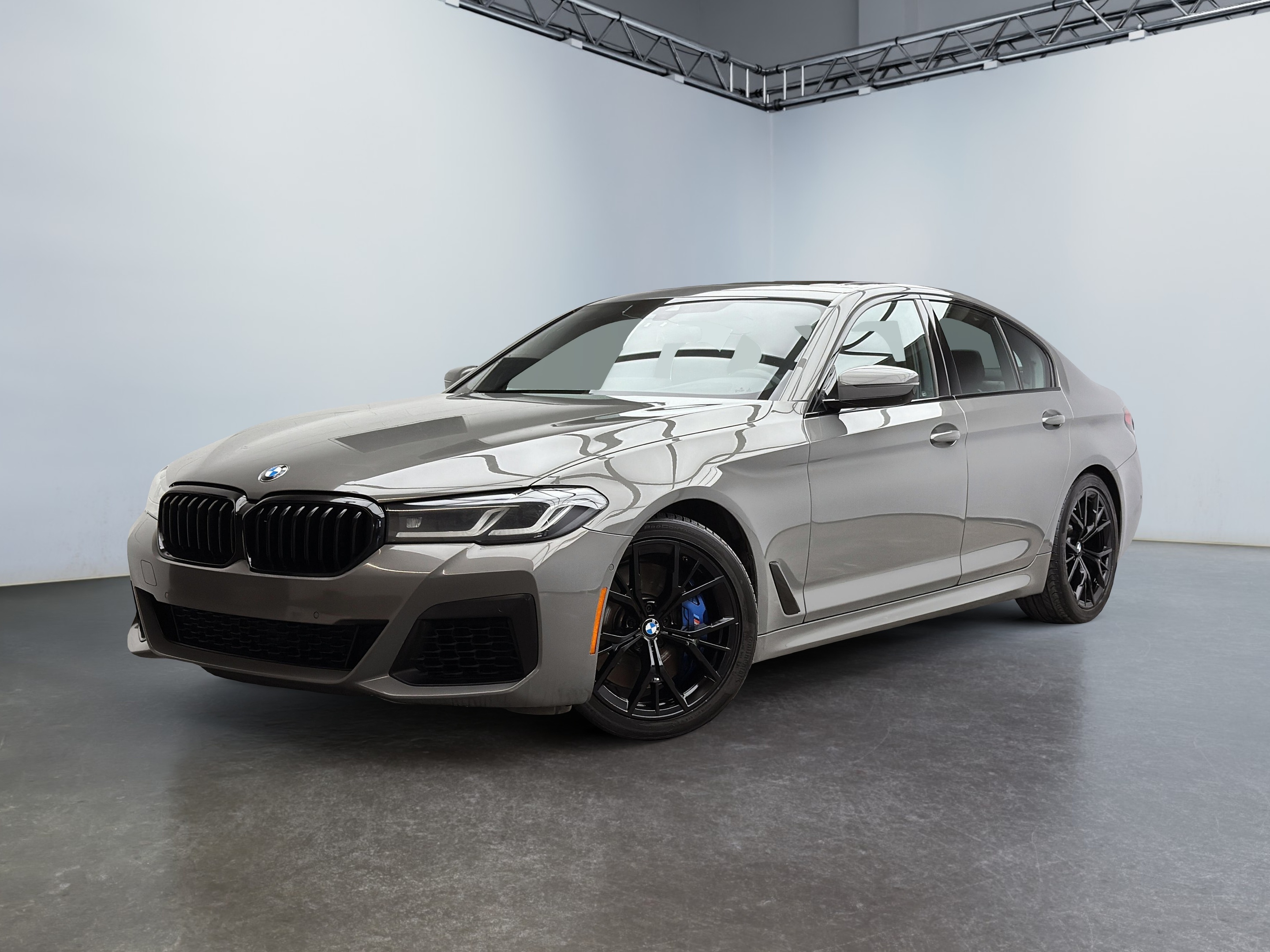 BMW 5 серии 2022