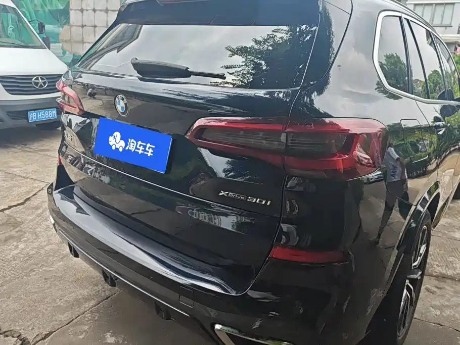 BMW X5 2021