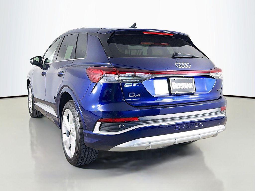 Audi Q4 e-tron 2023